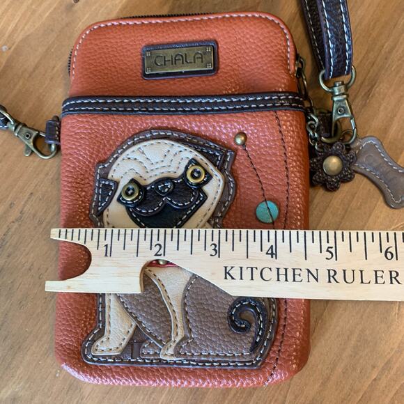 Chala Pug Cellphone Crossbody Purse Bag Dog Travel Convertible Strap - Picture 4 of 11